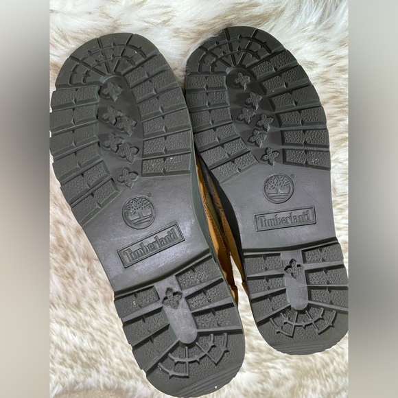 Timberland 6” Field Boots in Sundance/Brown Boys Size 4 - Picture 5 of 9